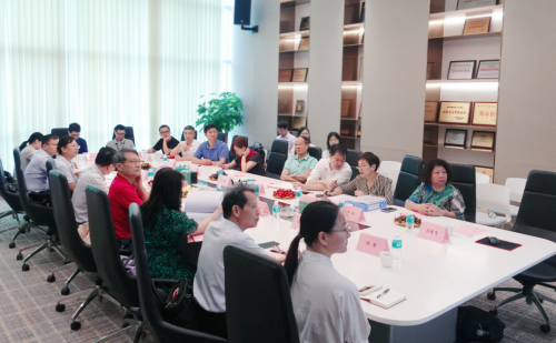 院士领航，，，，专家智慧，，，，产学研项目稳步向前